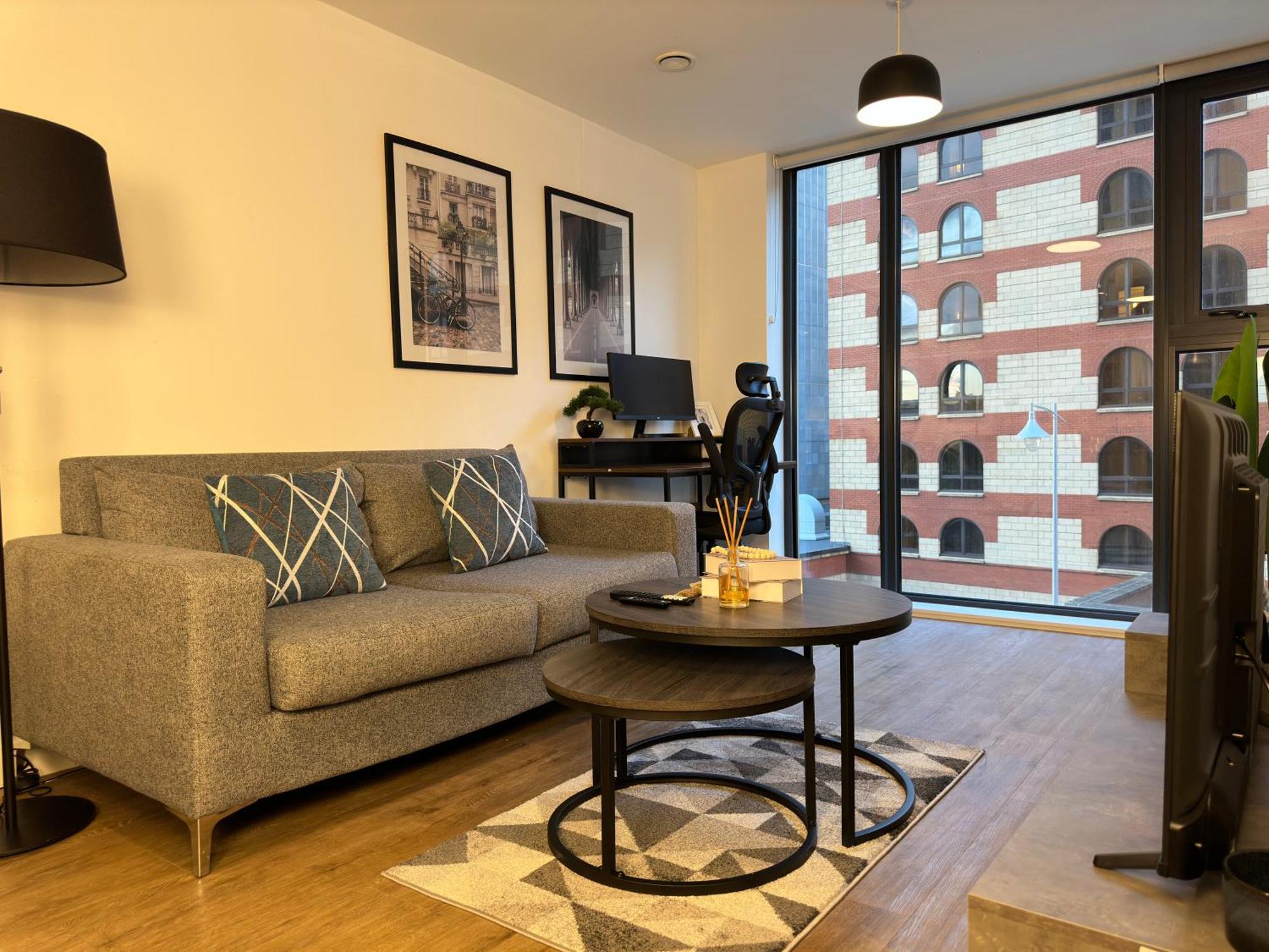 Cozy City Centre Apartment With Free Parking And Free Gym 伯明翰 外观 照片